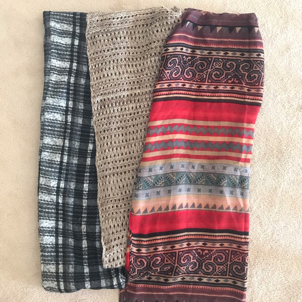 3 Infinity scarves